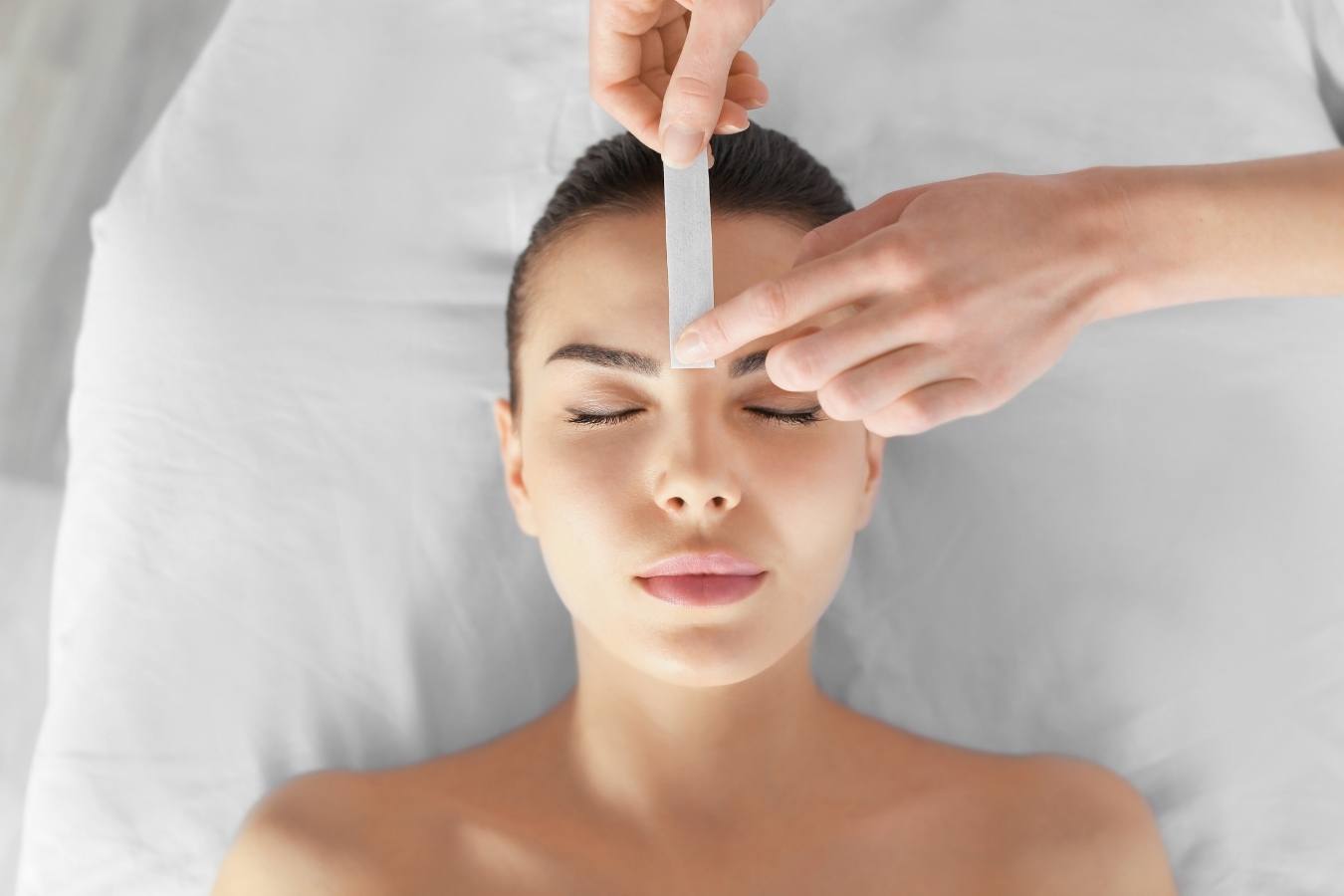 Should You Dye Eyebrows Before Or After Waxing