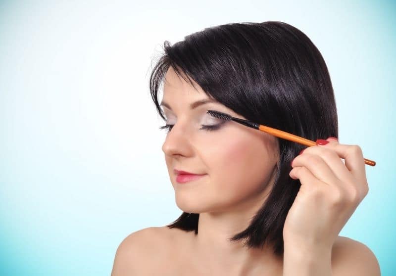 How To Remove Makeup With Eyelash Extensions