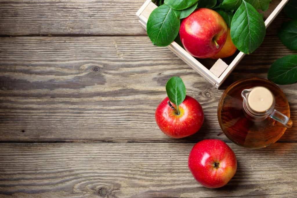 How To Use Apple Cider Vinegar For Eyelashes