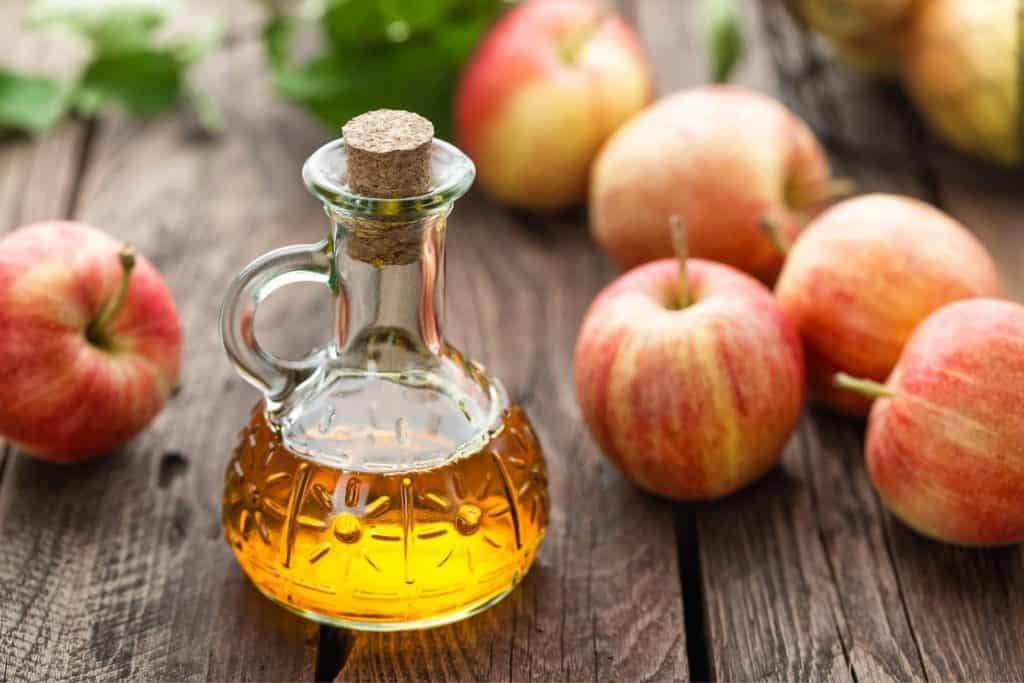 Is Apple Cider Vinegar Good For Eyelashes