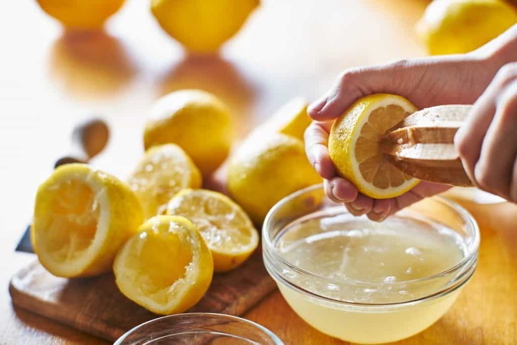 Can Lemon Juice Help Grow Eyelashes