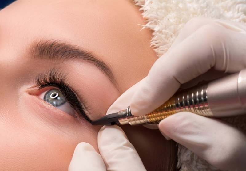 4 Things That Can Go Wrong With Permanent Eyeliner