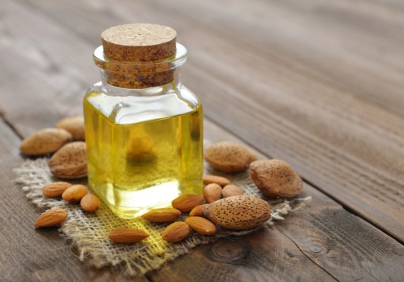 Risks And Warnings Of Using Almond Oil