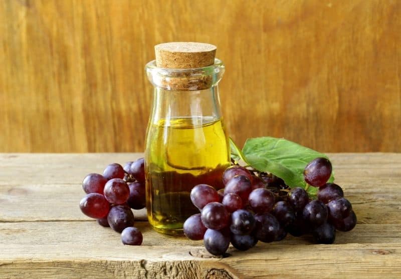 Can Grapeseed Oil Help Grow Eyelashes