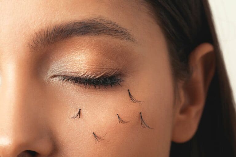 15-reasons-your-lash-extensions-are-falling-out